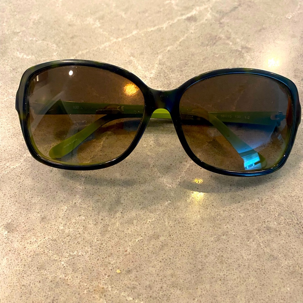 Kate Spade Ailey Sunglasses with case